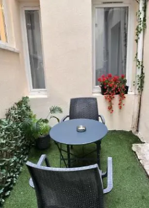 Au Calme Avec Cour Avec 1 Siège Massant! * Nancy