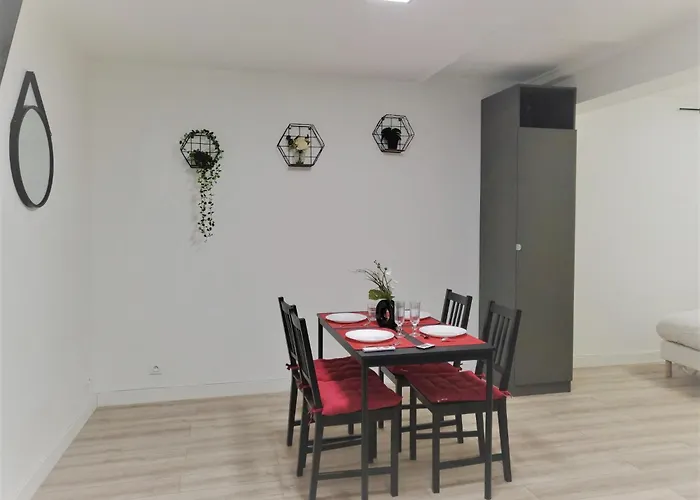 Appartamento Au Calme Avec Cour Avec 1 Siège Massant! Nancy