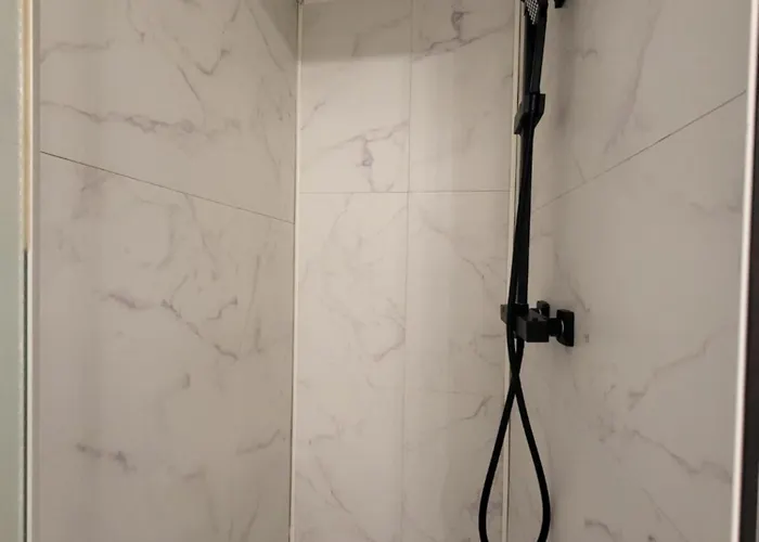 Au Calme Avec Cour Avec 1 Siège Massant! Appartamento *